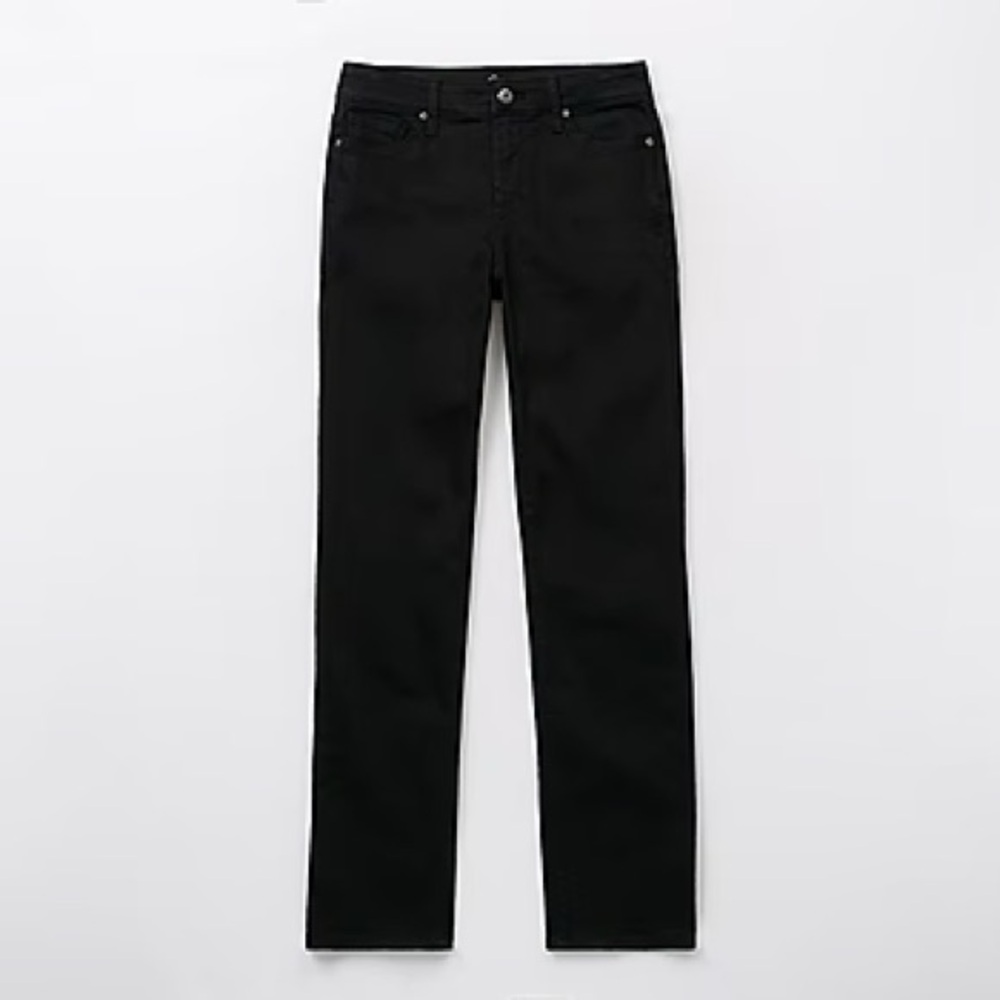 Black Straight Leg St. John’s Bay jean size 2 petite small